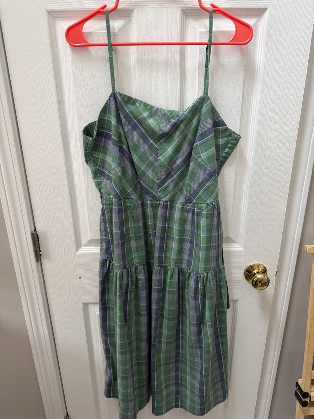 Green Plaid Tiered Spaghetti-Strap Midi Dress